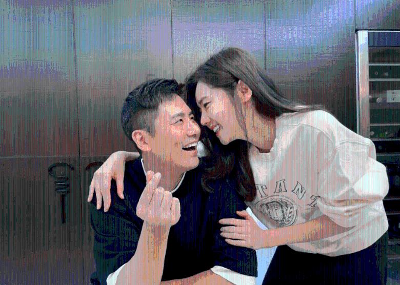 可爱女孩变芭比